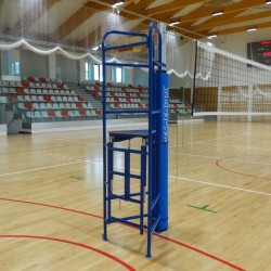 Foldable volleyball umpire stand