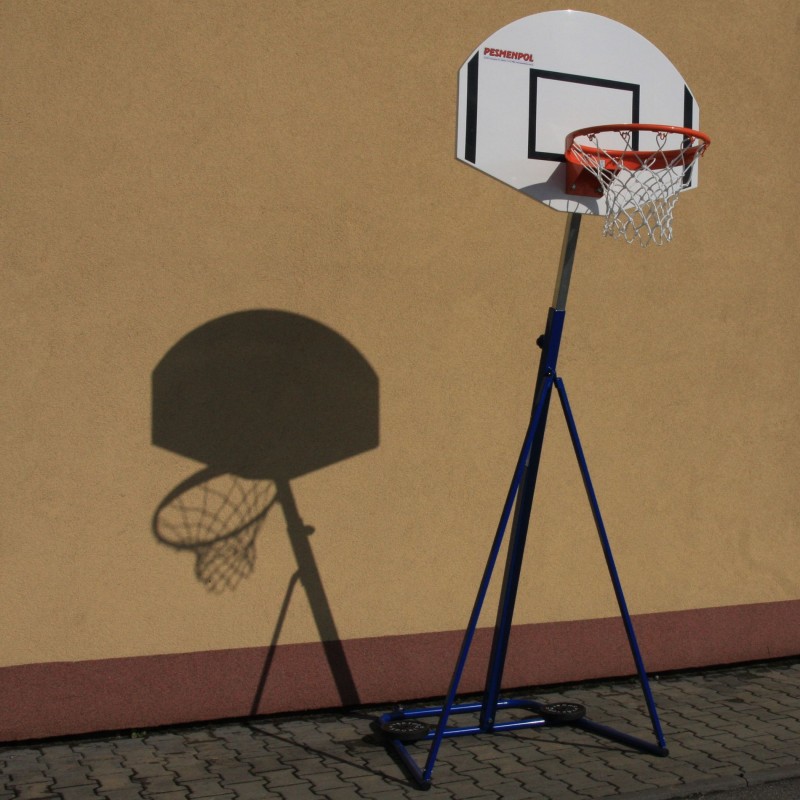Portable basketball set