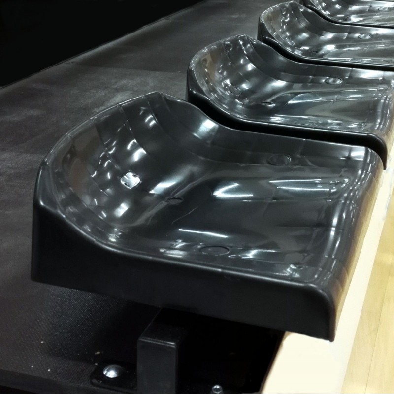 Seat without backrest, mounted on the steel structure Seat without backrest, mounted on the steel structure