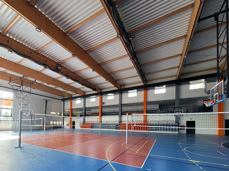 Sports hall equipment –...