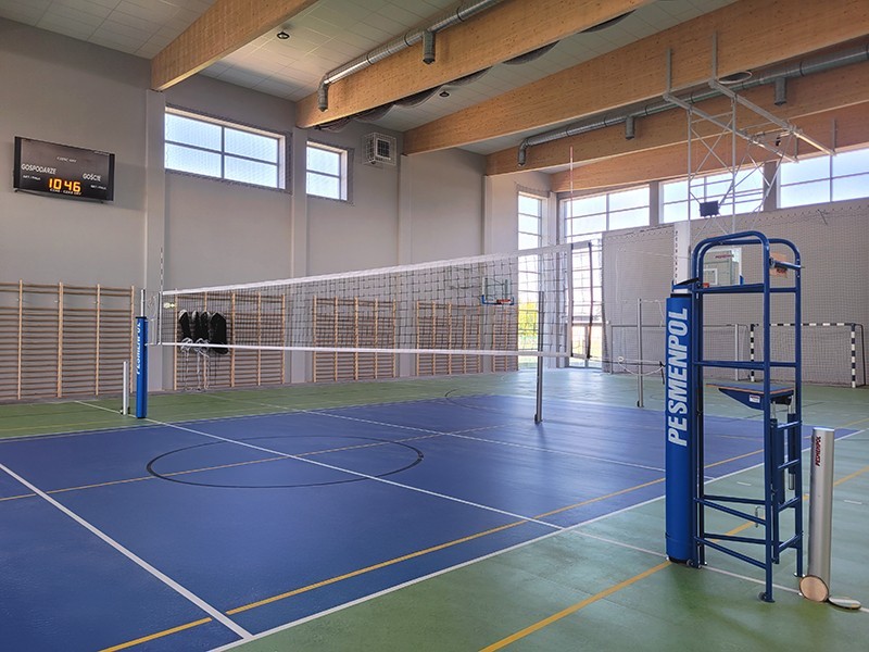 Sports hall equipment –...