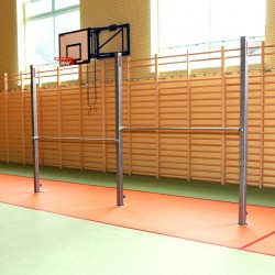 Universal free-standing gymnastic bar, two training fields