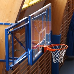 Tilting basketball structure, side wall foldable, projection 100 - 160 cm