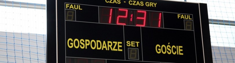 Wireless sports scoreboards for school gyms
