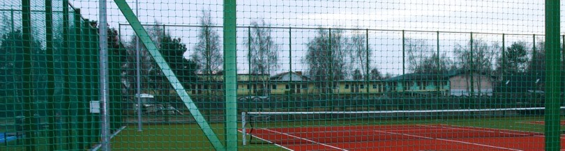 Protective nets for outdoor use